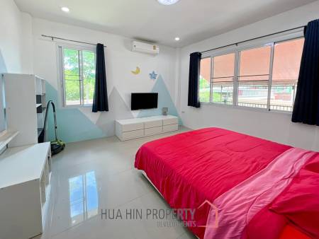 Arlex Mountain Cha Am : 3 Bed 3 Bath Villa