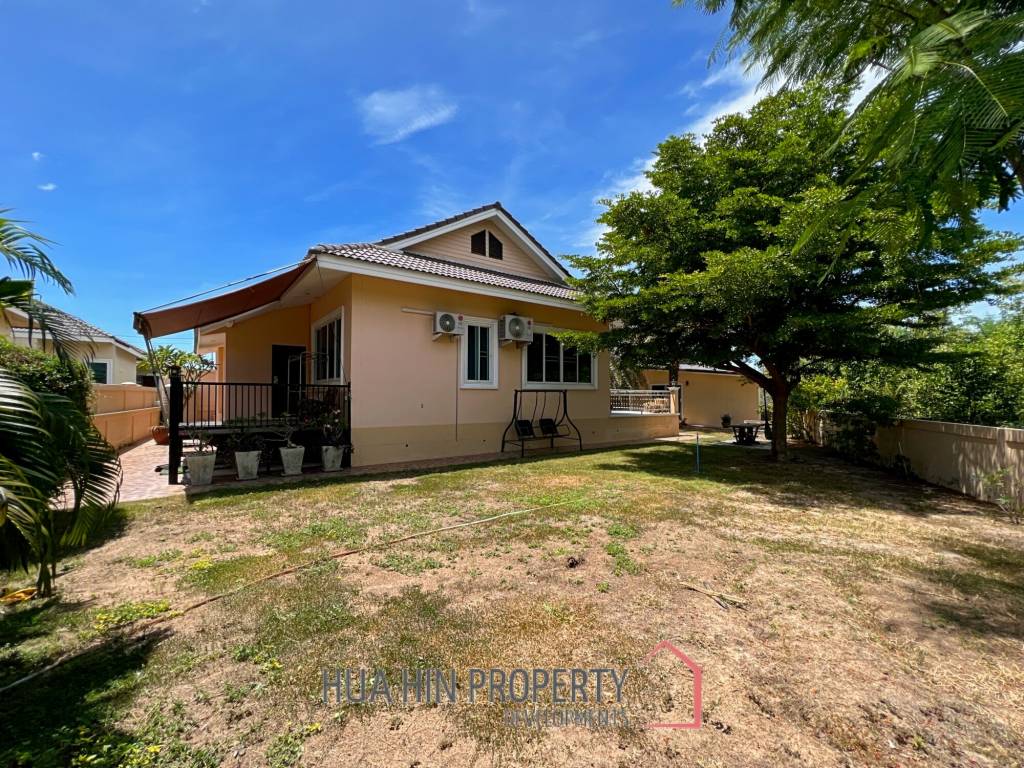 Arlex Mountain Cha Am : 3 Bed 3 Bath Villa