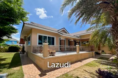 Arlex Mountain Cha Am : 3 Bed 3 Bath Villa