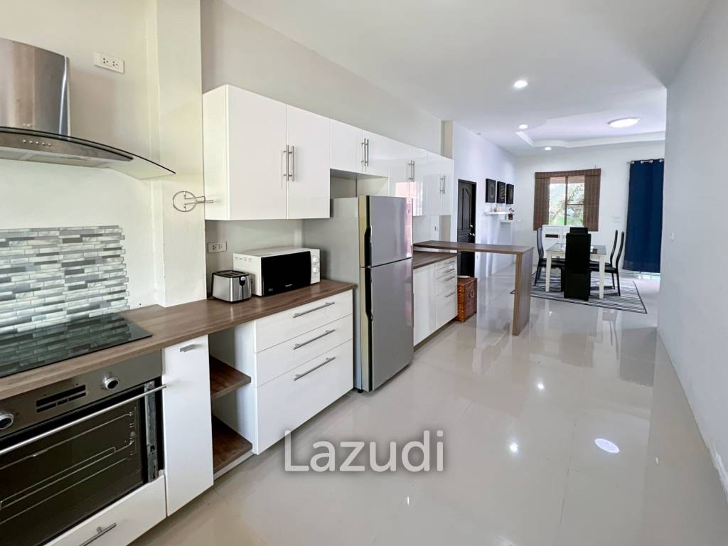 Arlex Mountain Cha Am : 3 Bed 3 Bath Villa