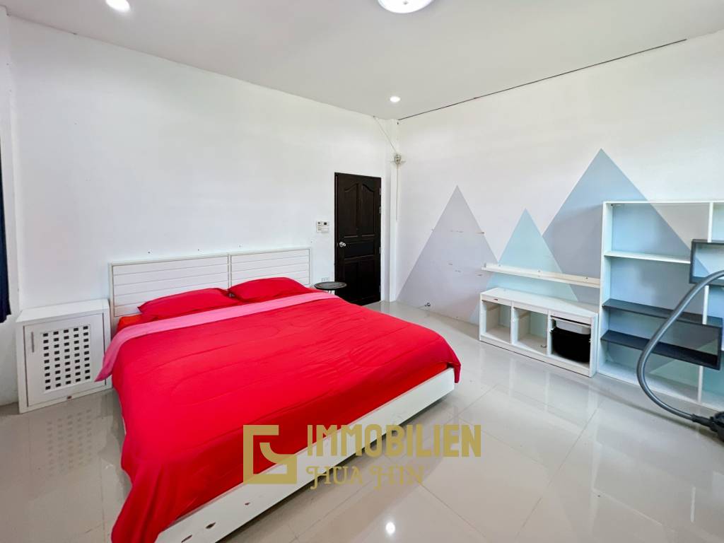 Arlex Mountain Cha Am : 3 Bed 3 Bath Villa