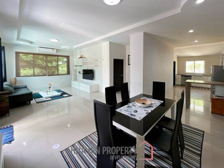 Arlex Mountain Cha Am : 3 Bed 3 Bath Villa
