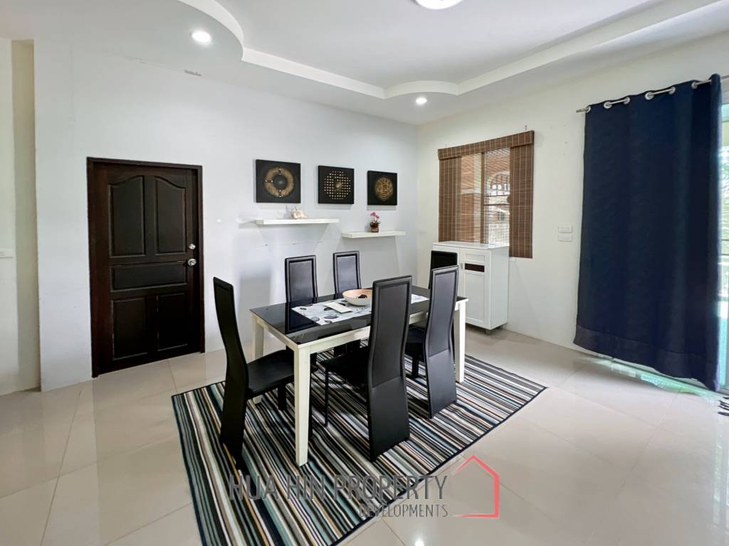 Arlex Mountain Cha Am : 3 Bed 3 Bath Villa