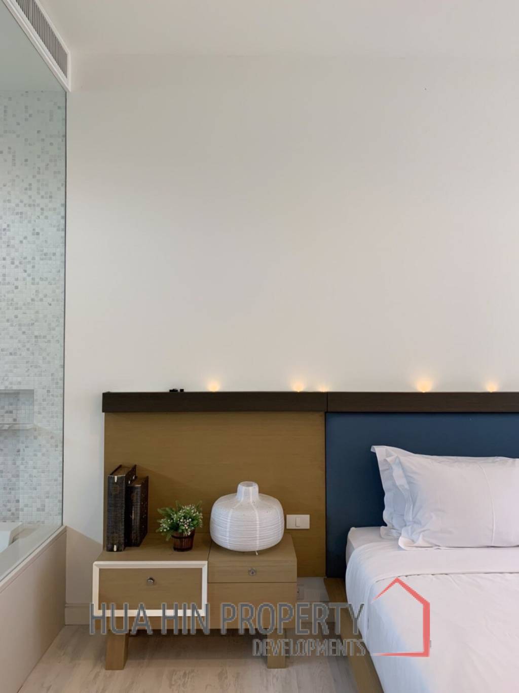 Ocas Condo : Luxury 2 Bedroom Condo on the Beach