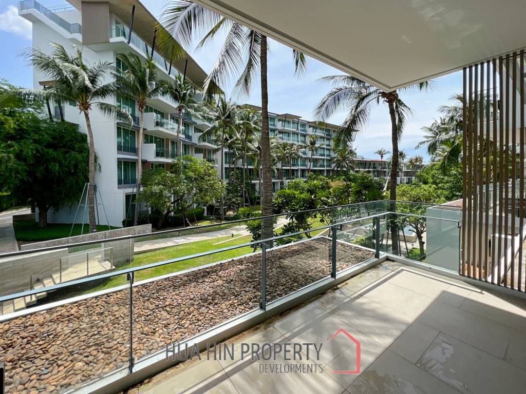 Ocas Condo : Luxury 2 Bedroom Condo on the Beach