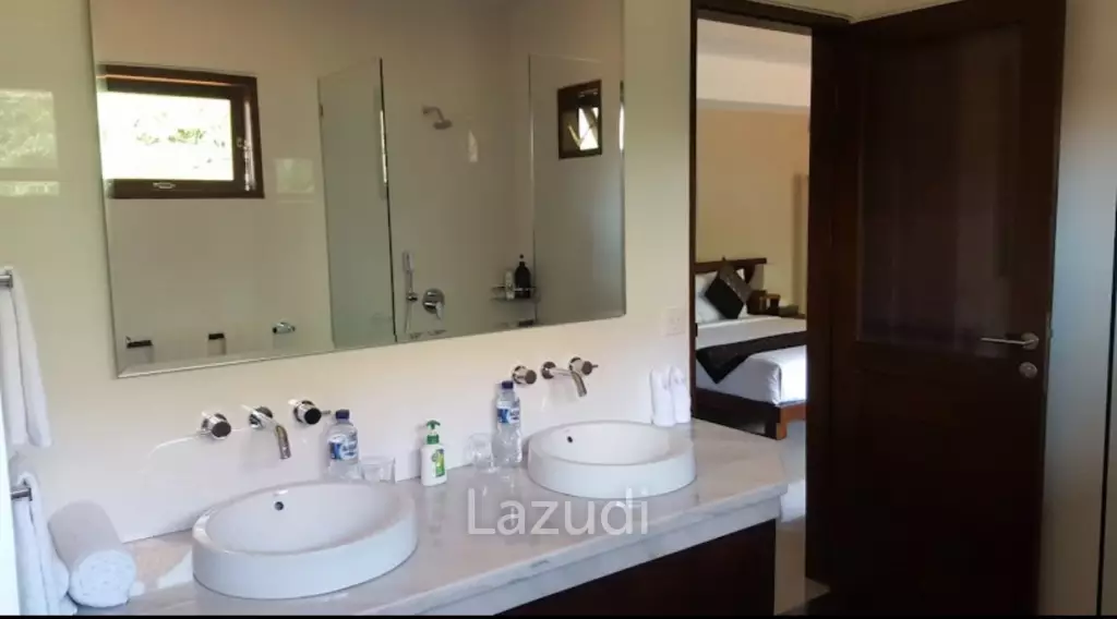 Stunning 3 Bedroom close to Double Six