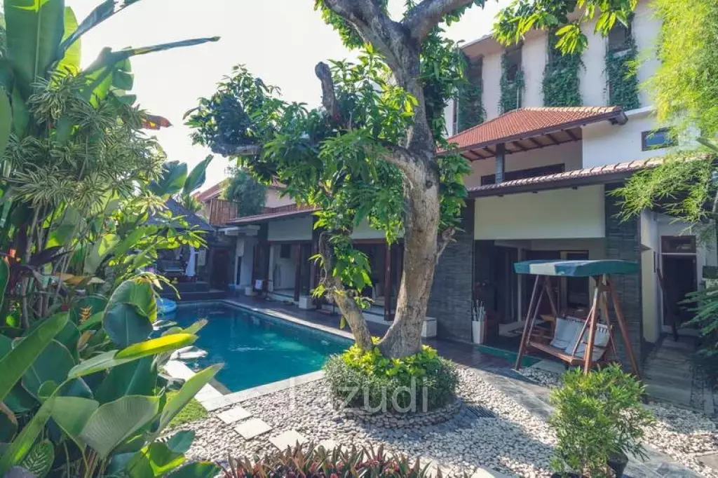 Stunning 3 Bedroom close to Double Six