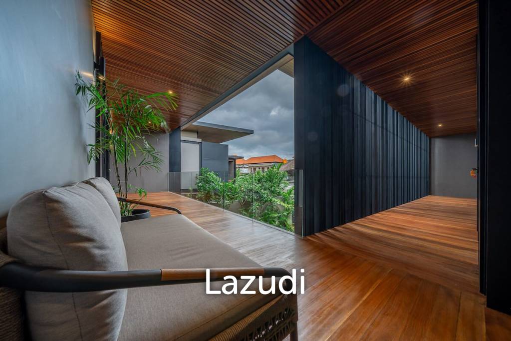 4 Bedroom Luxury Villa in the Heart of Seminyak