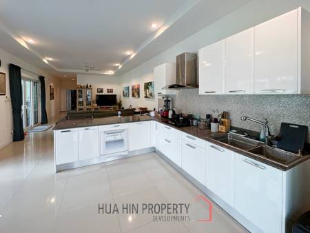 Baan Yu Yen : 3 Bedroom Pool Villa For Sale