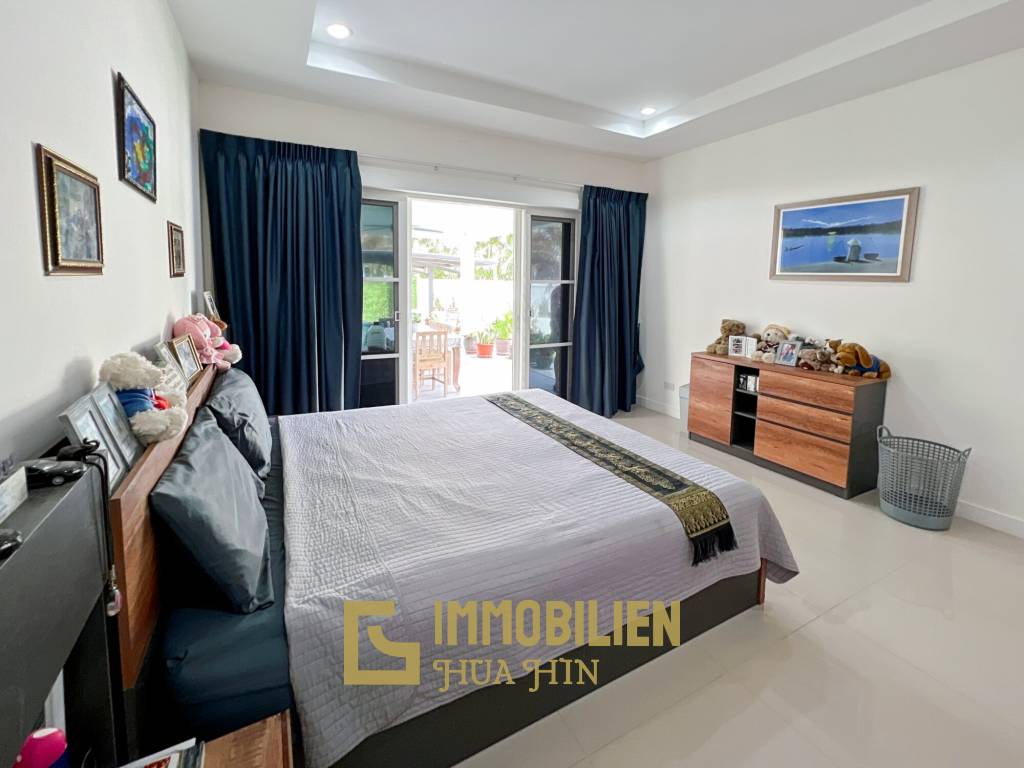 Baan Yu Yen: 3 Bedroom Pool Villa For Sale