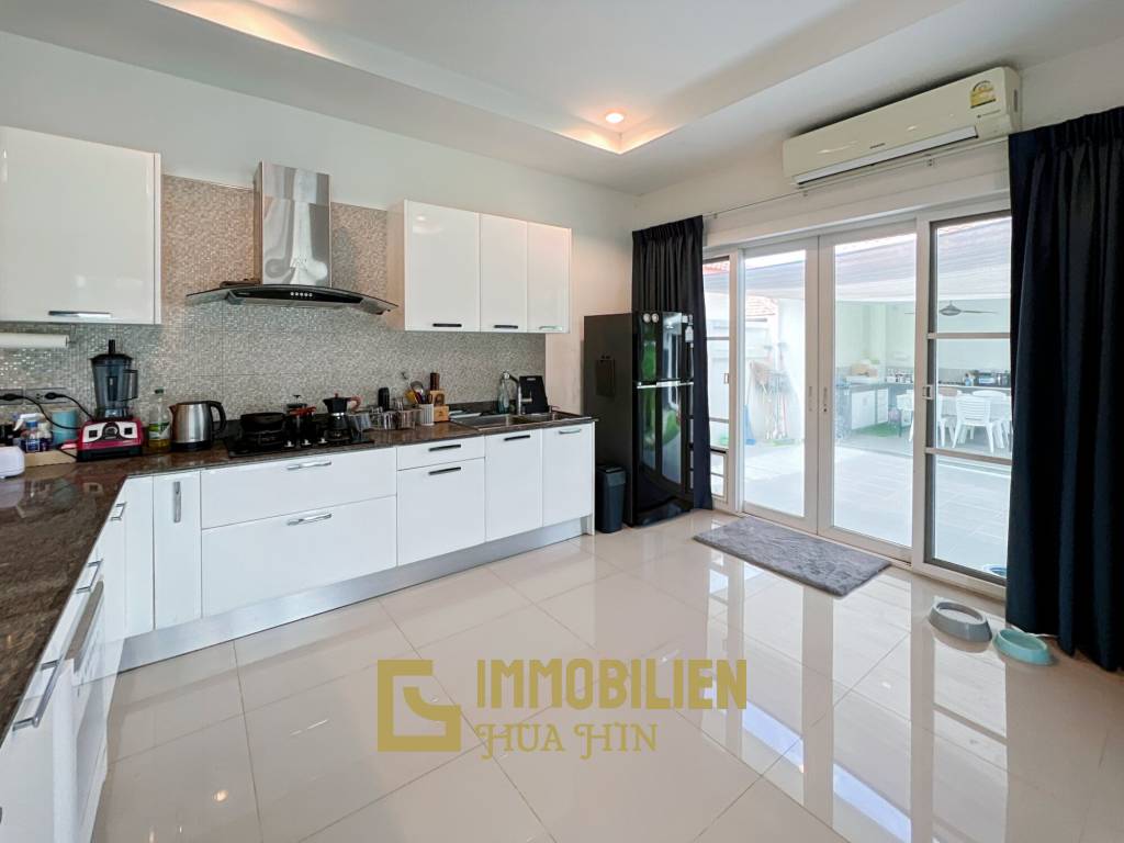 Baan Yu Yen: 3 Bedroom Pool Villa For Sale