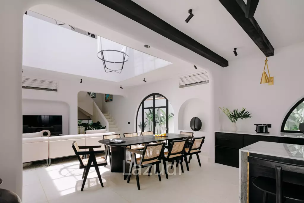 MEDITERRANEAN VILLA WITH ROOFTOP TERRACE IN SESEH