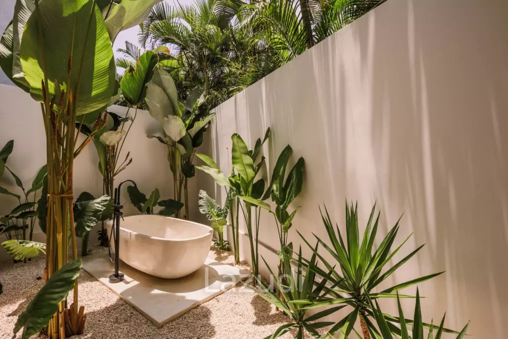 MEDITERRANEAN VILLA WITH ROOFTOP TERRACE IN SESEH