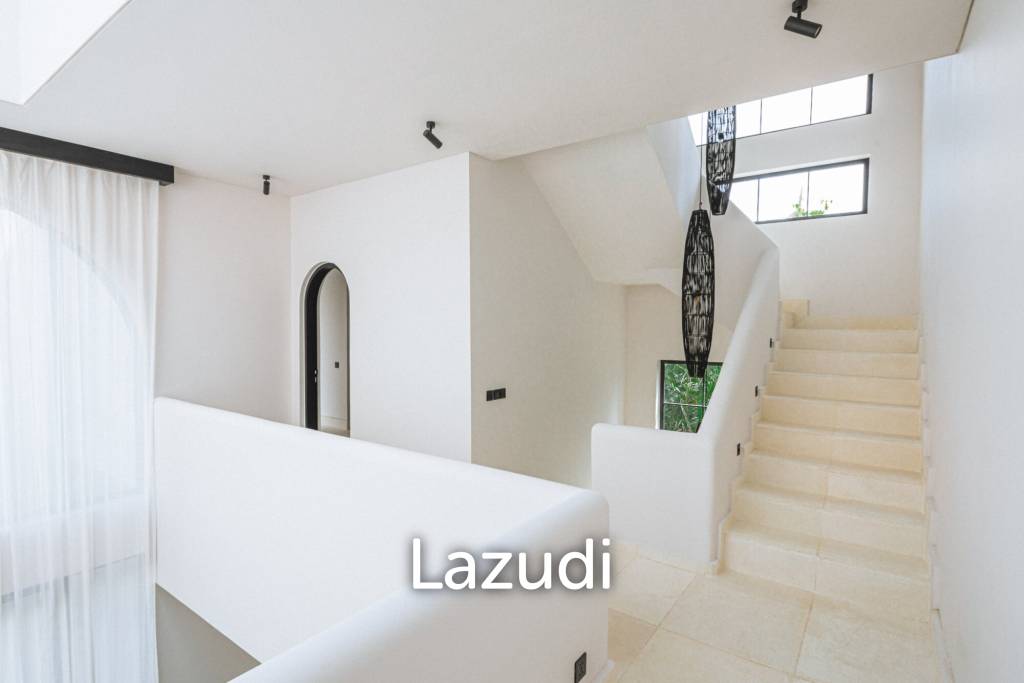 MEDITERRANEAN VILLA WITH ROOFTOP TERRACE IN SESEH