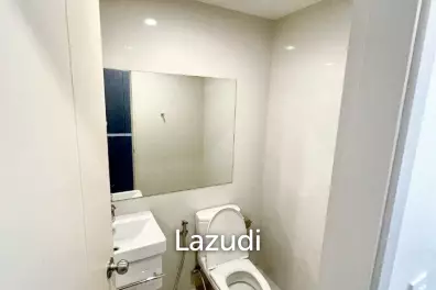 2 Bedrooms 2 Bathrooms 52 SQ.M Life Asoke