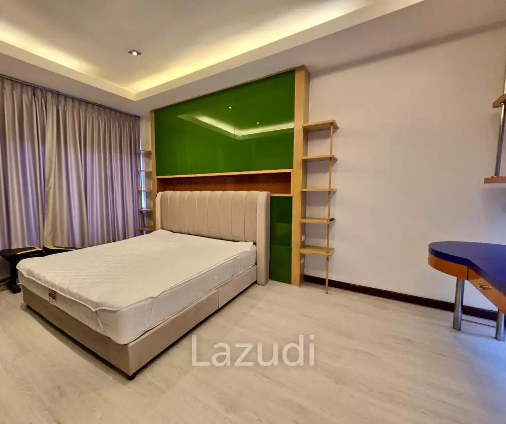 5 Bed 6 Bath Detached House  Noble Tara Pattanakarn