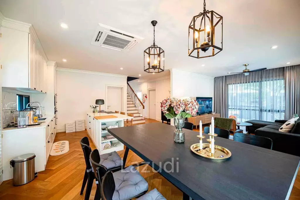 4 Bed 4 Bath 257 SQ.M Burasiri Pattanakarn