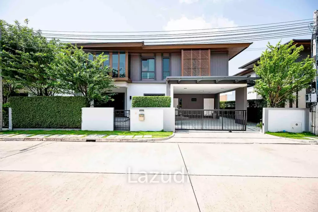 4 Bed 4 Bath 257 SQ.M Burasiri Pattanakarn