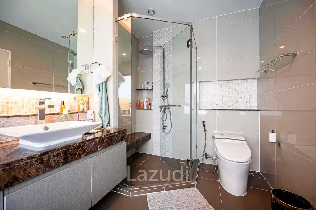 4 Bed 4 Bath 257 SQ.M Burasiri Pattanakarn