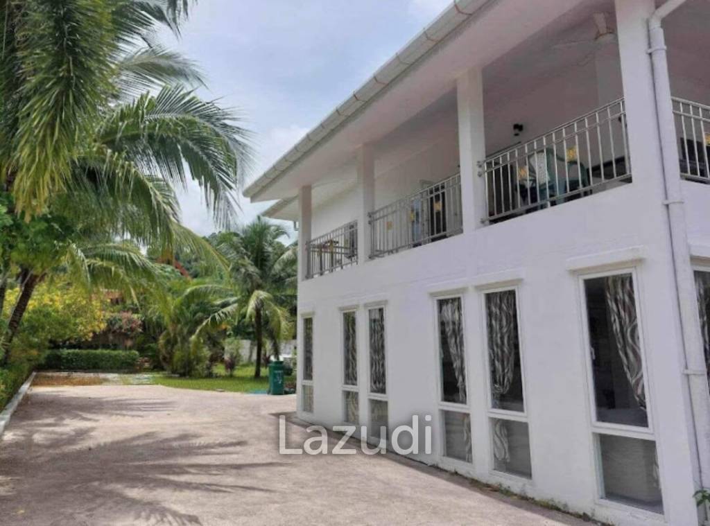 3 Bedroom Villa Near Mission Heights