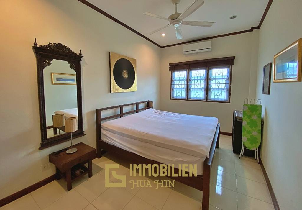 City Center 3 Bed Pool Villa For Rent in Soi 94