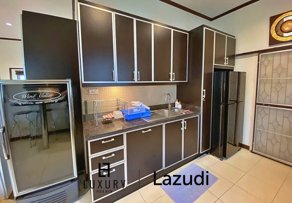 City Center 3 Bed Pool Villa For Rent in Soi 94