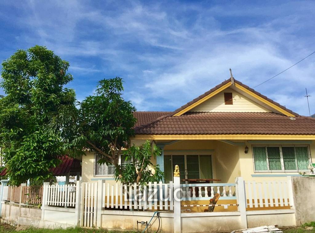 3 Bedrooms One-story Detached House For Rent in Doi Saken