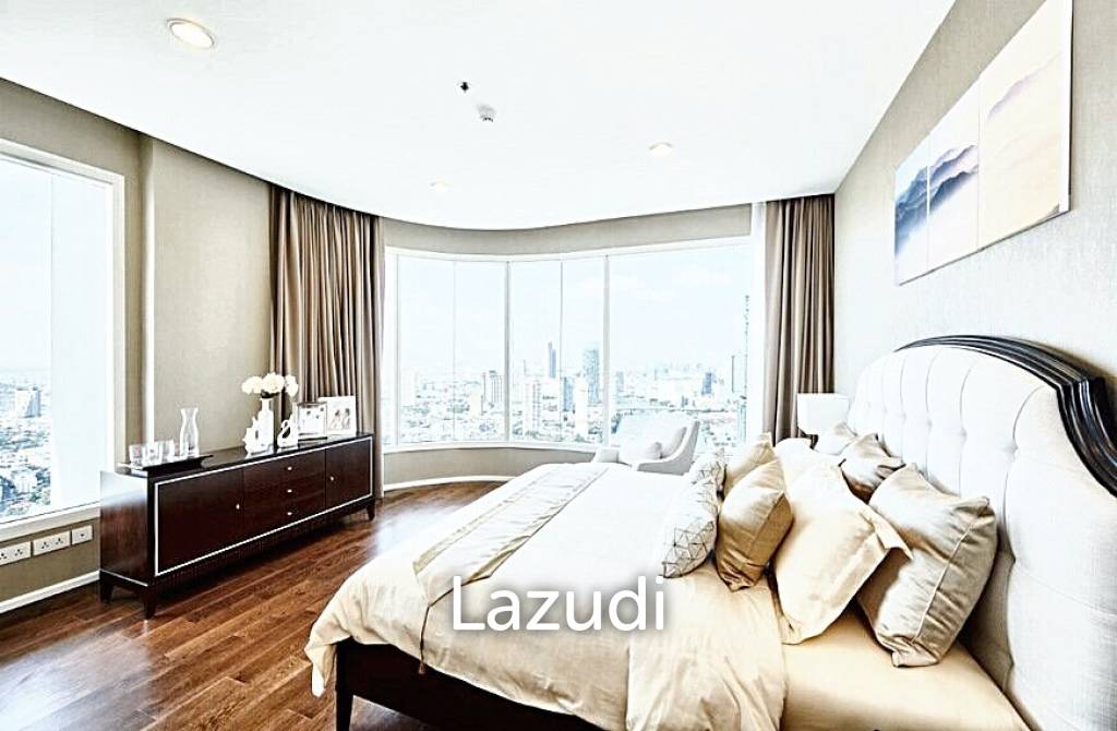 3 Bed 160 SQ.M Menam Residences Condominium