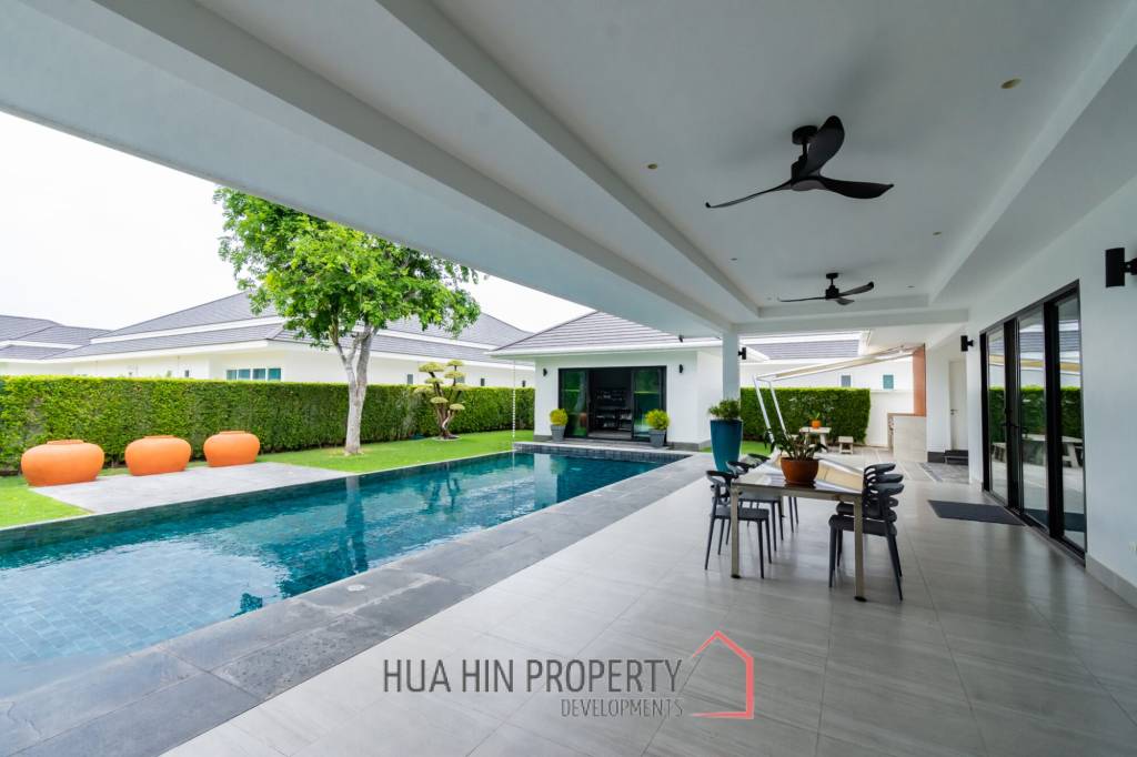 THE CLOUDS 1 : Luxurious Premium 4 Bed Villa for Sale