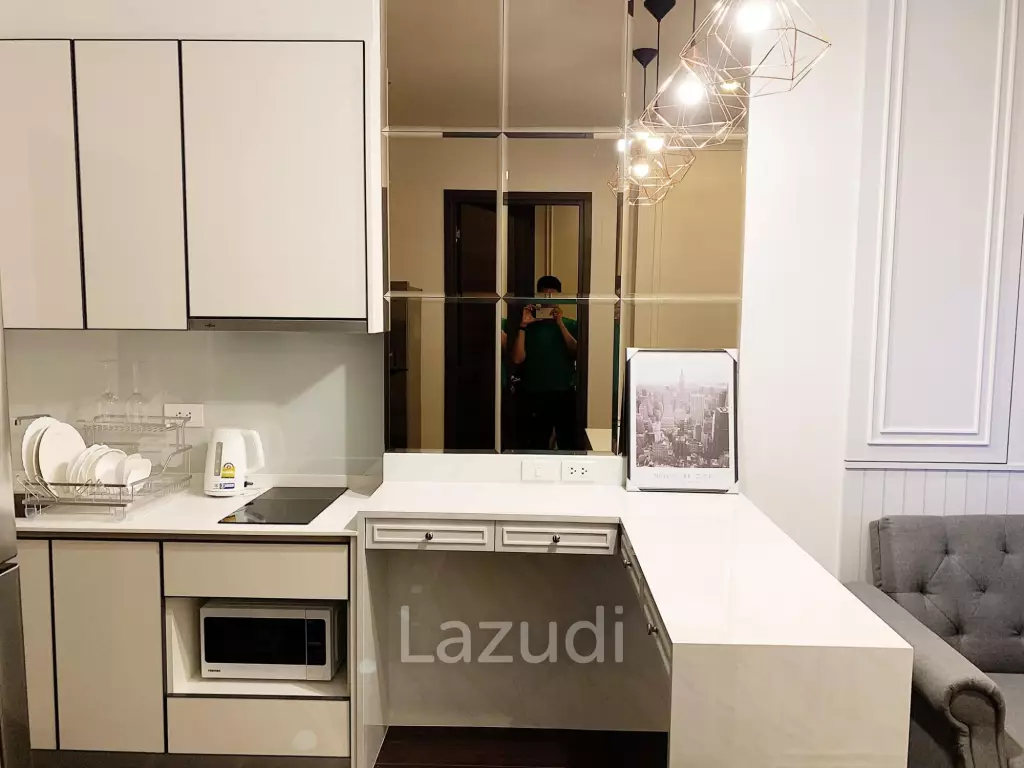 1 Bedroom 1 Bathroom 34 SQ.M at C Ekkamai