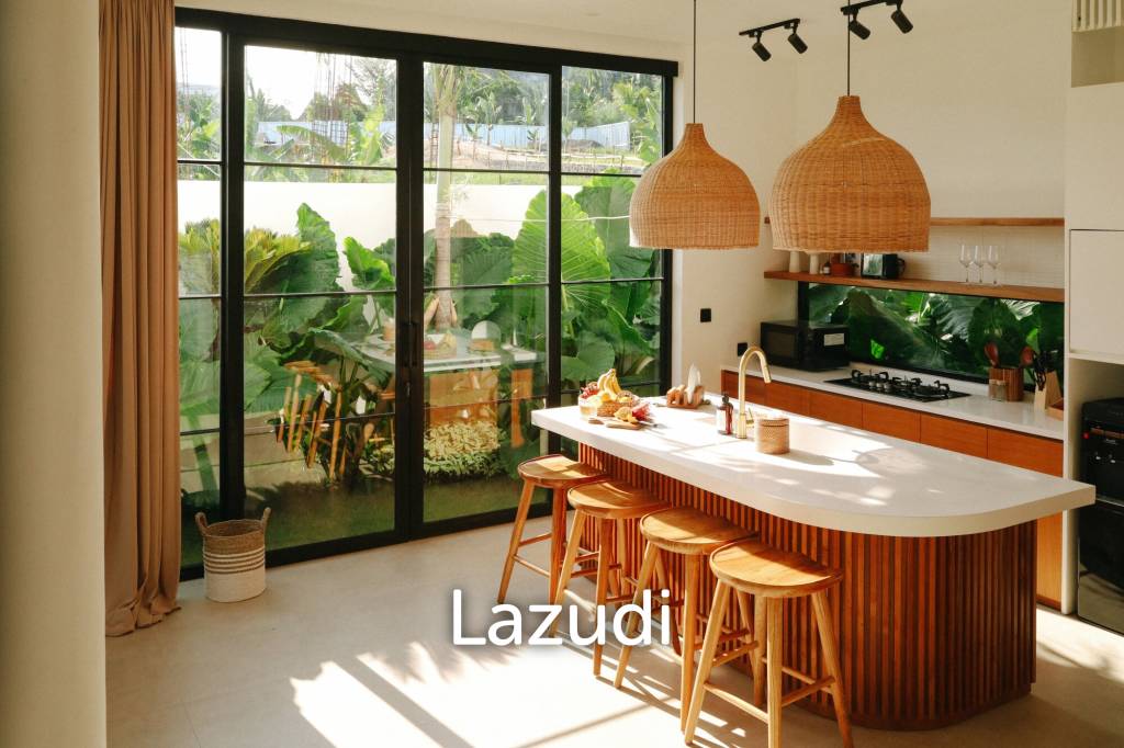 CONTEMPORARY VILLA WITH RICE FIELD VIEWS IN PERERENAN
