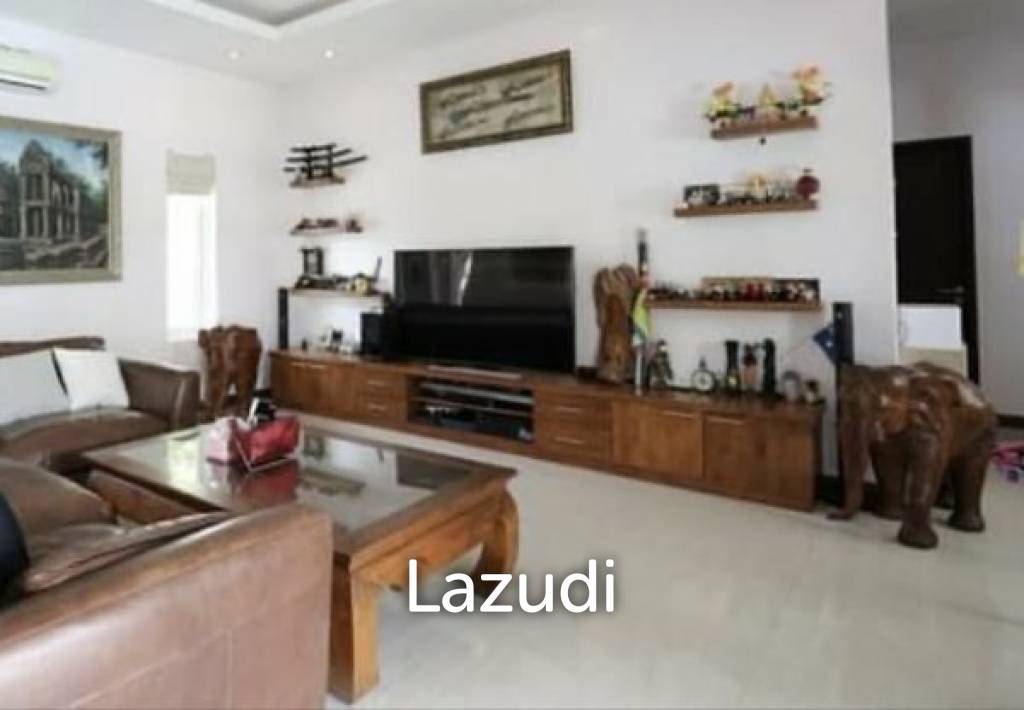 PALM VILLAS : Great Design 5 bed pool Villa (Finance Available)