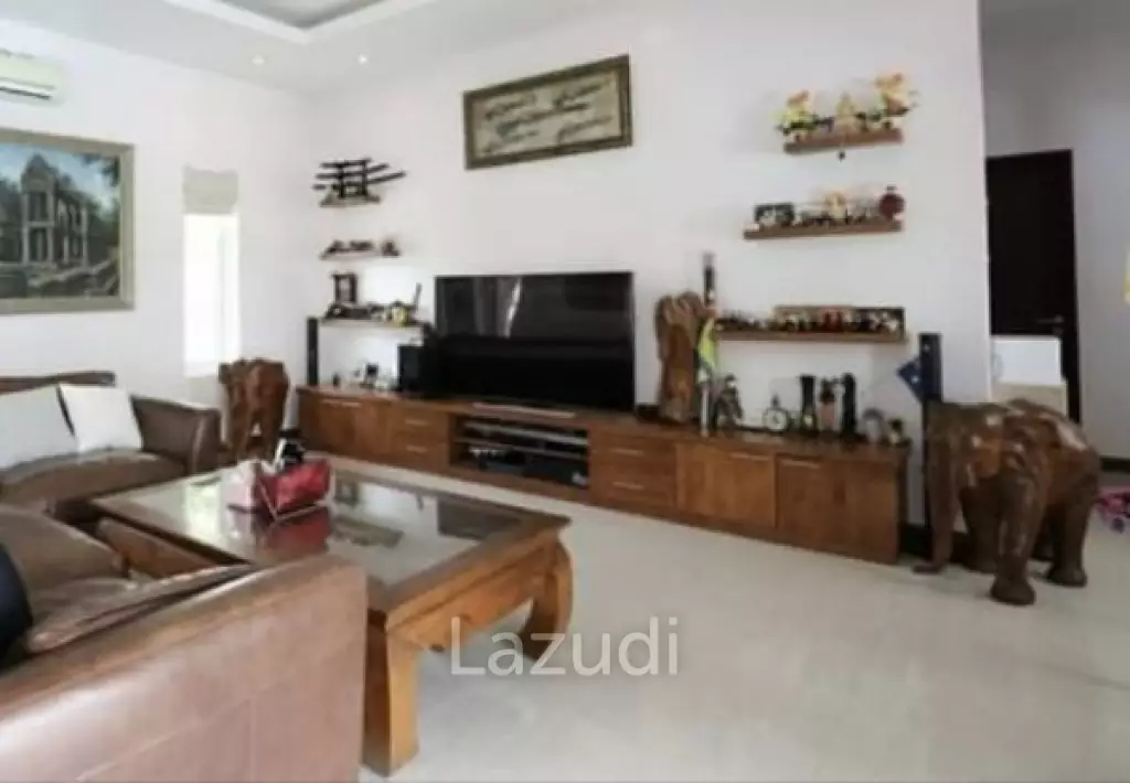 PALM VILLAS : Great Design 5 bed pool Villa (Finance Available)