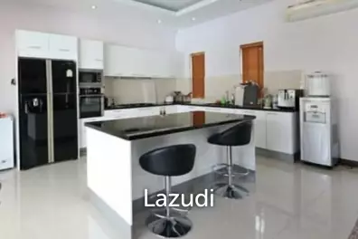 PALM VILLAS : Great Design 5 bed pool Villa (Finance Available)