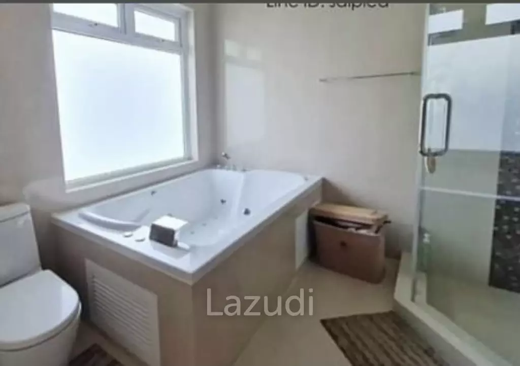 PALM VILLAS : Great Design 5 bed pool Villa (Finance Available)