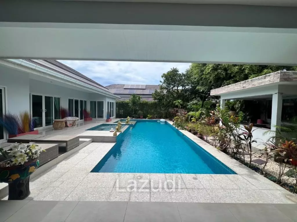 PALM VILLAS : Great Design 5 bed pool Villa (Finance Available)