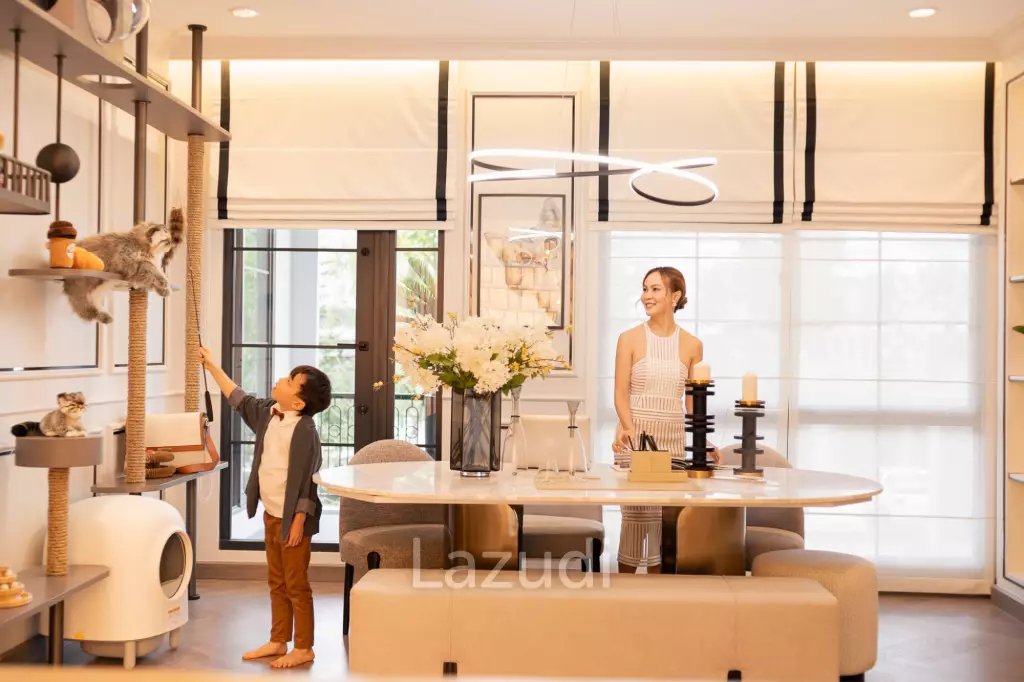 5 Bed 5 Bath 470 SQ.M The Palm Residences Watcharapol