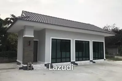 ขายบ้านเดี่ยวพร้อมอาคารเอนกประสงค์ 2 หลังใน ต.ธารทอง อ.พาน