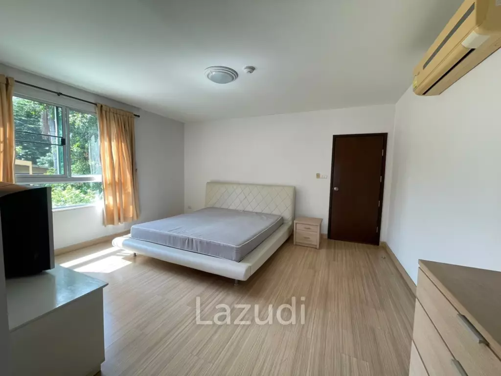 2 Bedroom 2 Bathroom 93 SQ.M Y.O. Place