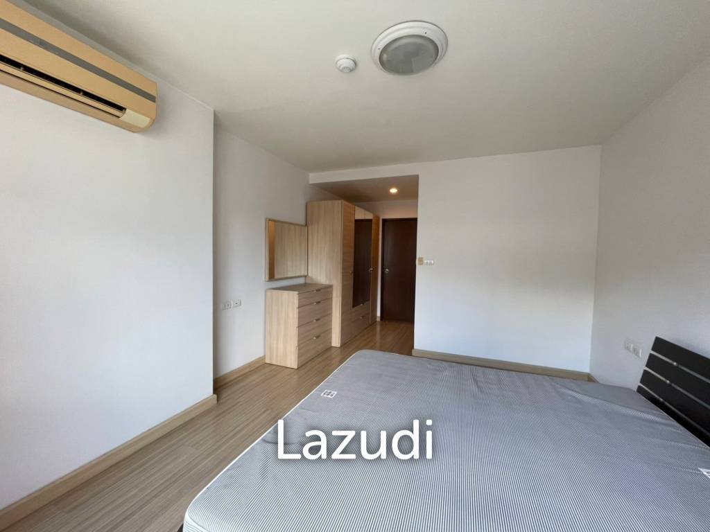 2 Bedroom 2 Bathroom 93 SQ.M Y.O. Place