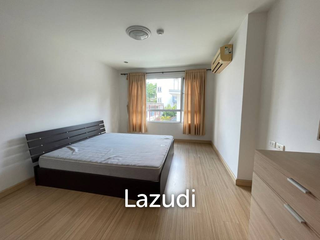 2 Bedroom 2 Bathroom 93 SQ.M Y.O. Place