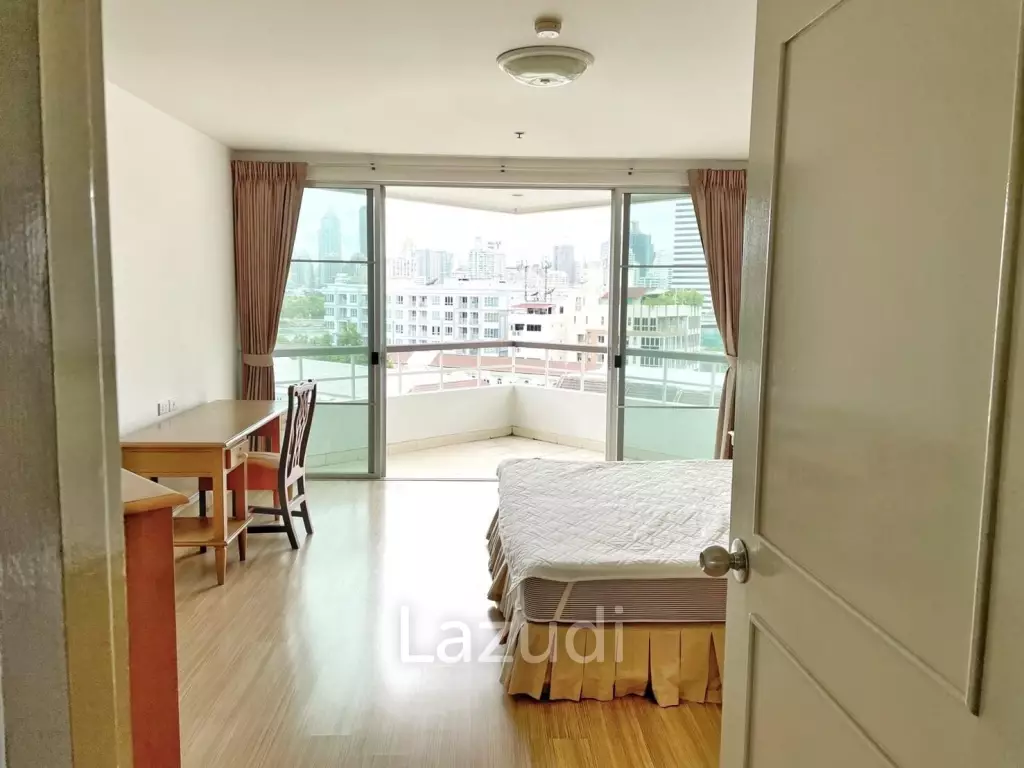 3 Bedroom 2 Bathroom 165 SQ.M P.W.T Mansion