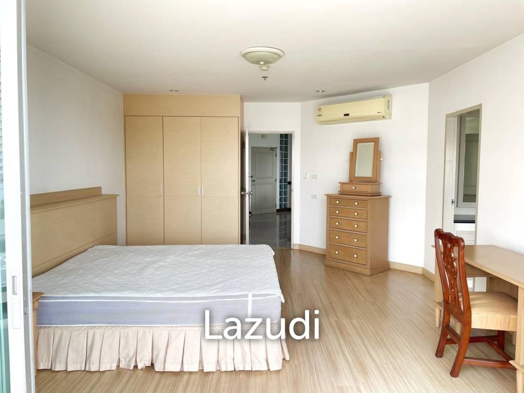 3 Bedroom 2 Bathroom 165 SQ.M P.W.T Mansion