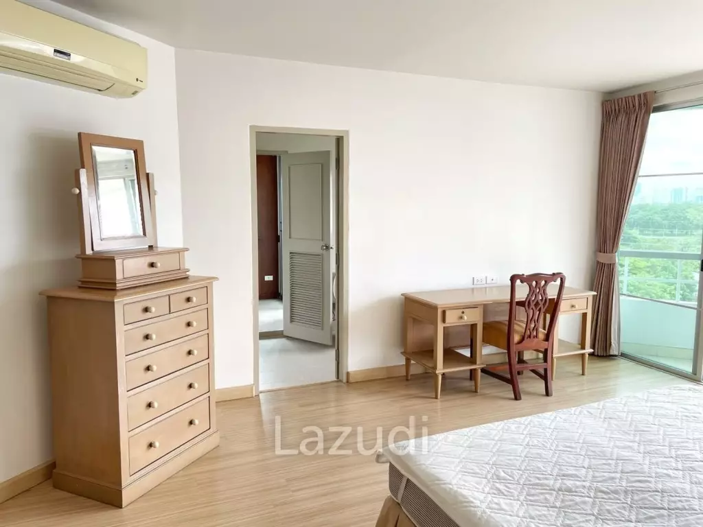 3 Bedroom 2 Bathroom 165 SQ.M P.W.T Mansion