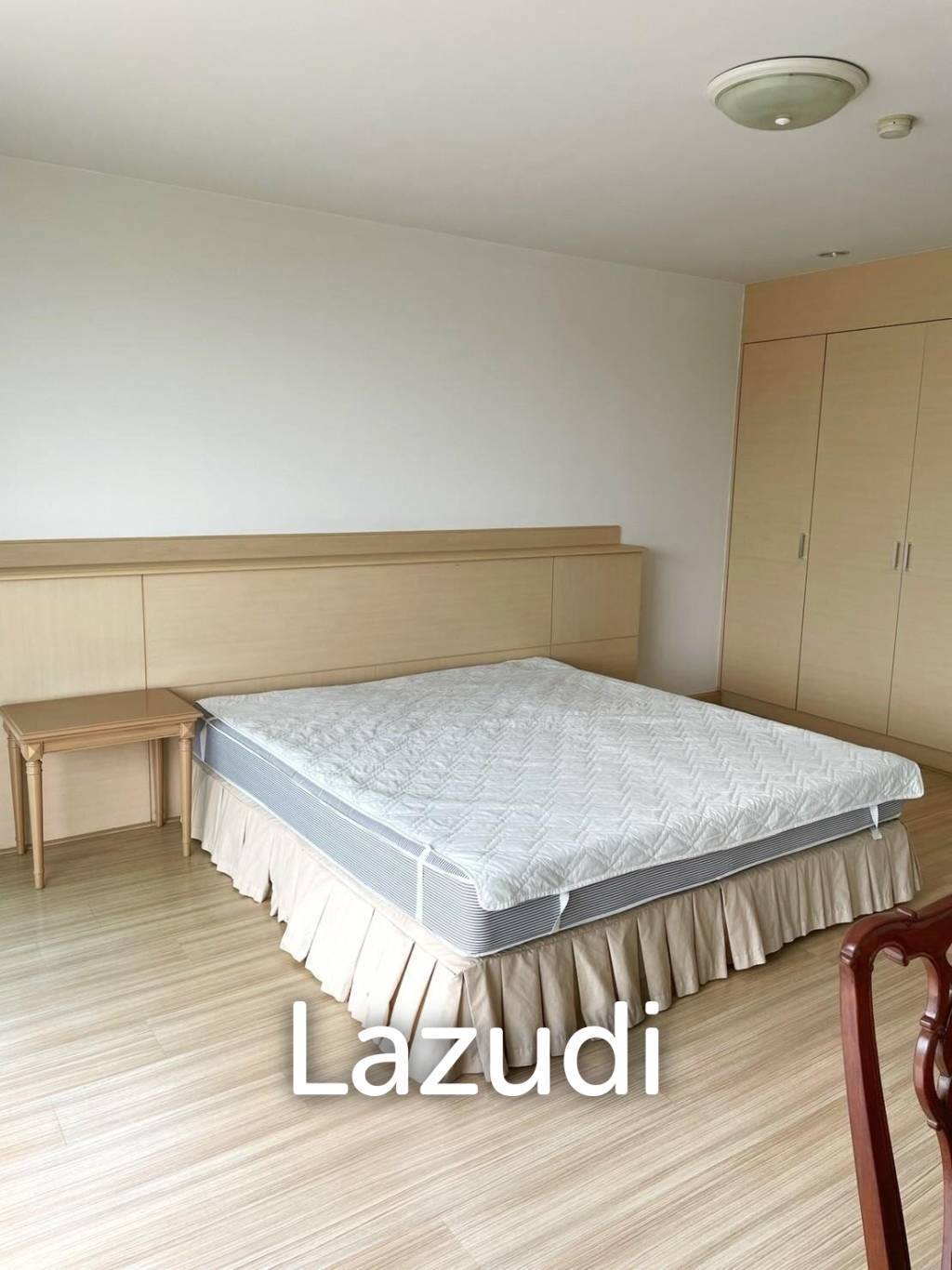 3 Bedroom 2 Bathroom 165 SQ.M P.W.T Mansion