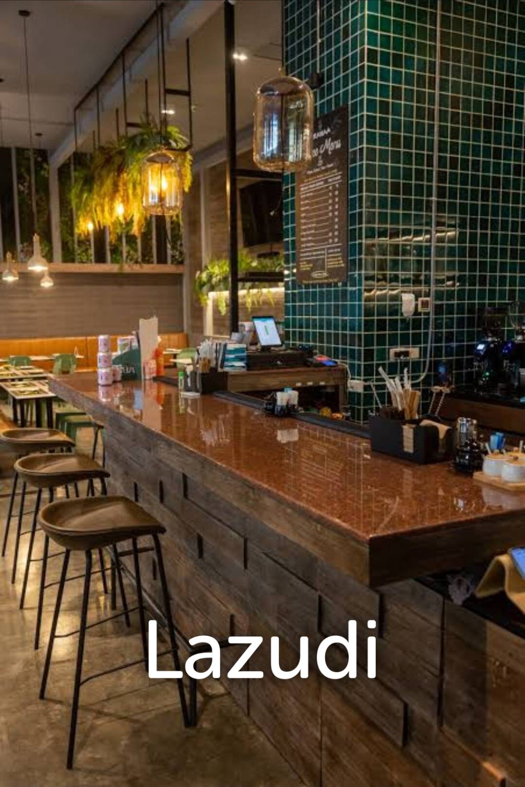 Prime 200sqm Restaurant bar with nearly 200 residents
