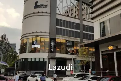 Prime 200sqm Restaurant bar with nearly 200 residents