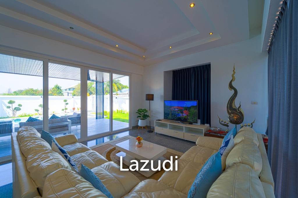 Luxurious 2 Story Pool Villa : 4 Bedrooms Plus 2 Bedroom Guest House