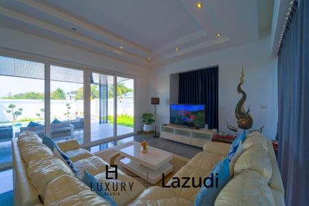 Luxurious 2 Story Pool Villa : 4 Bedrooms Plus 2 Bedroom Guest House