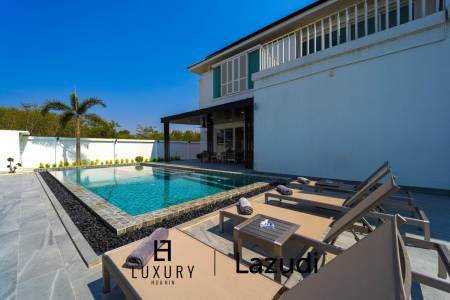 Luxurious 2 Story Pool Villa : 4 Bedrooms Plus 2 Bedroom Guest House